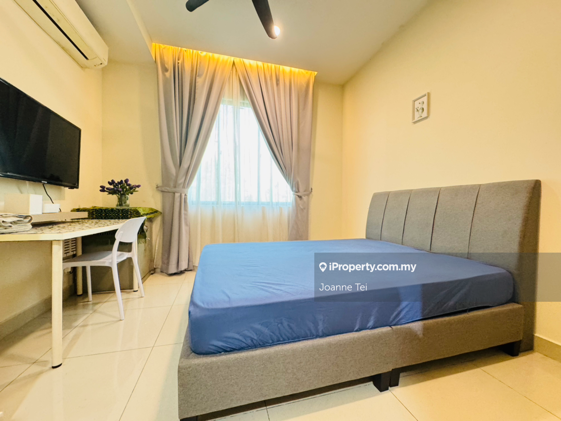 Rumah Berangkai 3 Tingkat untuk Dijual di Lake Point Residence, Cyberjaya oleh Joanne Tei - iProperty.com.my