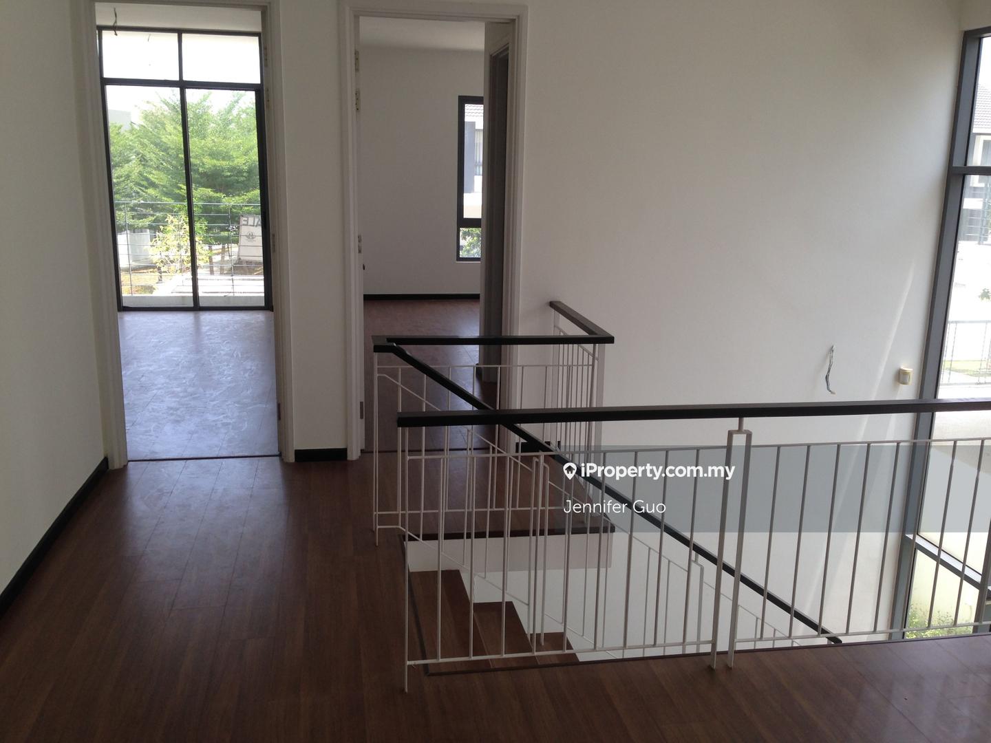 Rumah Berangkai 2 Tingkat untuk Dijual di Summerglades, Perdana Lakeview West, Cyberjaya oleh Jennifer Guo - iProperty.com.my