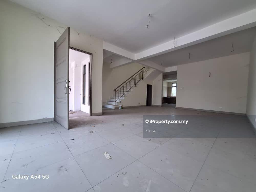2-storey Terraced House for Sale in Lakeside Residences, Puchong by Flora - iProperty.com.my