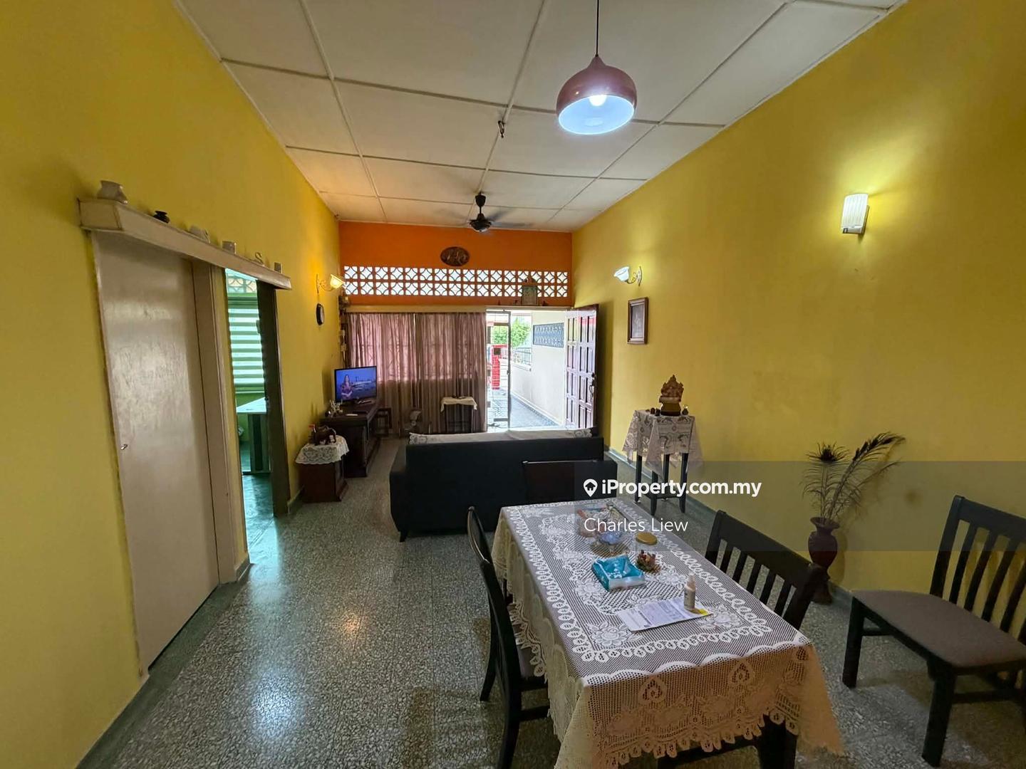 Semi-Detached House for Sale in Taman Rahang, Seremban by Charles Liew - iProperty.com.my