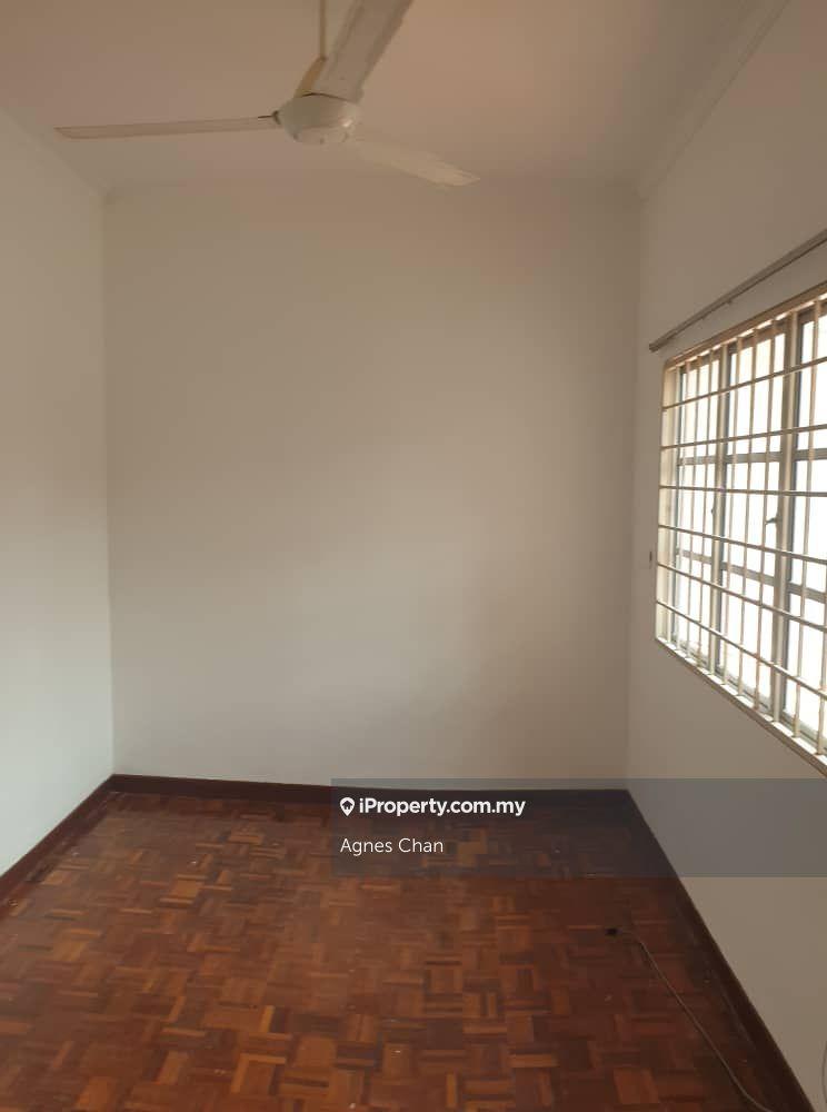 Rumah Berangkai 2 Tingkat untuk Dijual di Putra Heights, Subang Jaya oleh Agnes Chan - iProperty.com.my