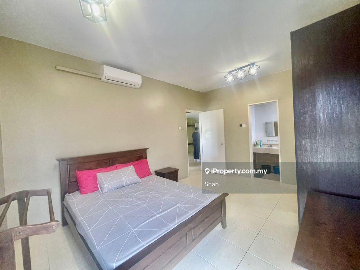 Condominium for Sale in Platinum Lake PV 12 by Shah - iProperty.com.my