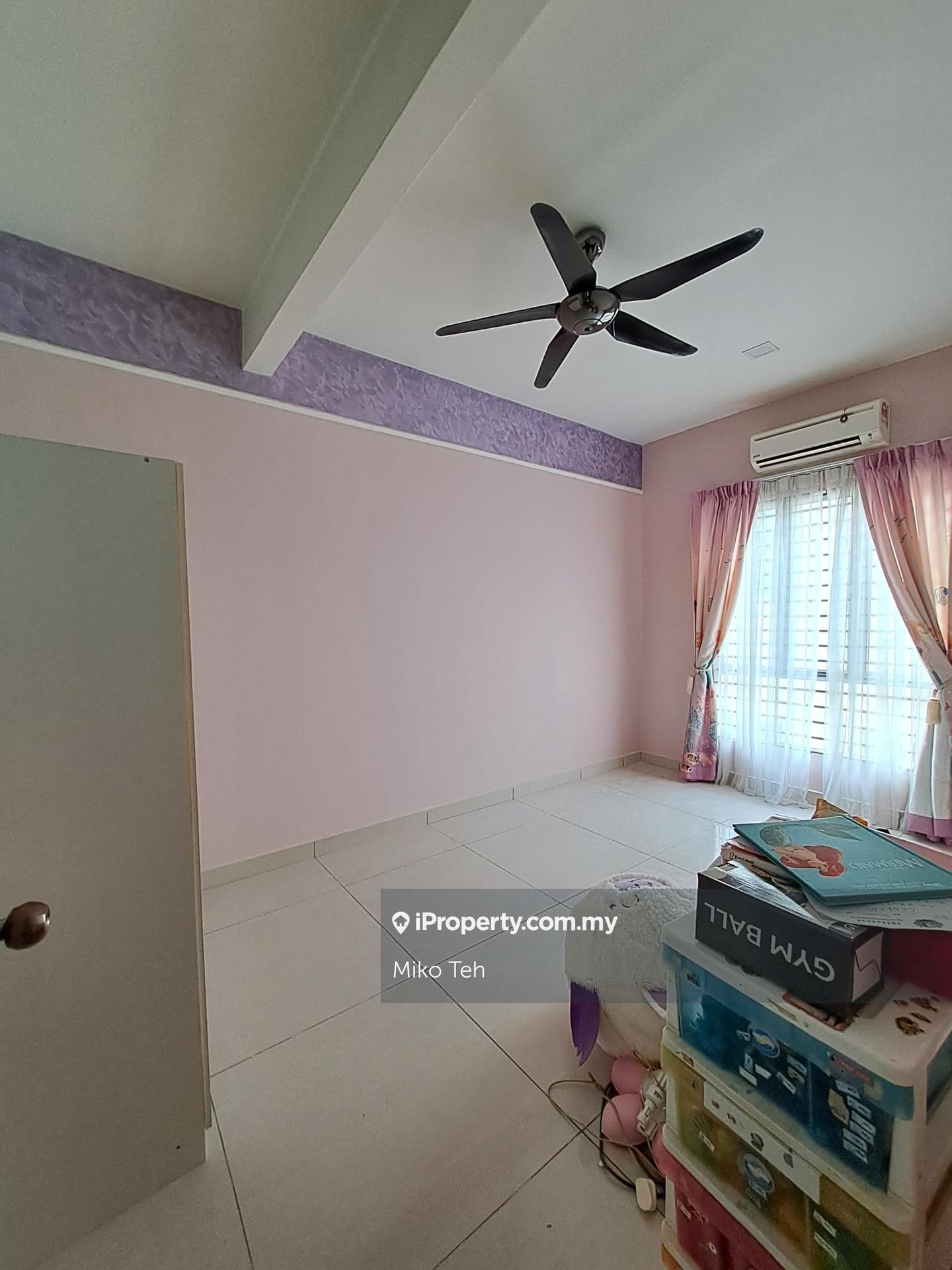 Rumah Berangkai 2 Tingkat untuk Dijual di Taman Lestari Putra, Seri Kembangan oleh Miko Teh - iProperty.com.my