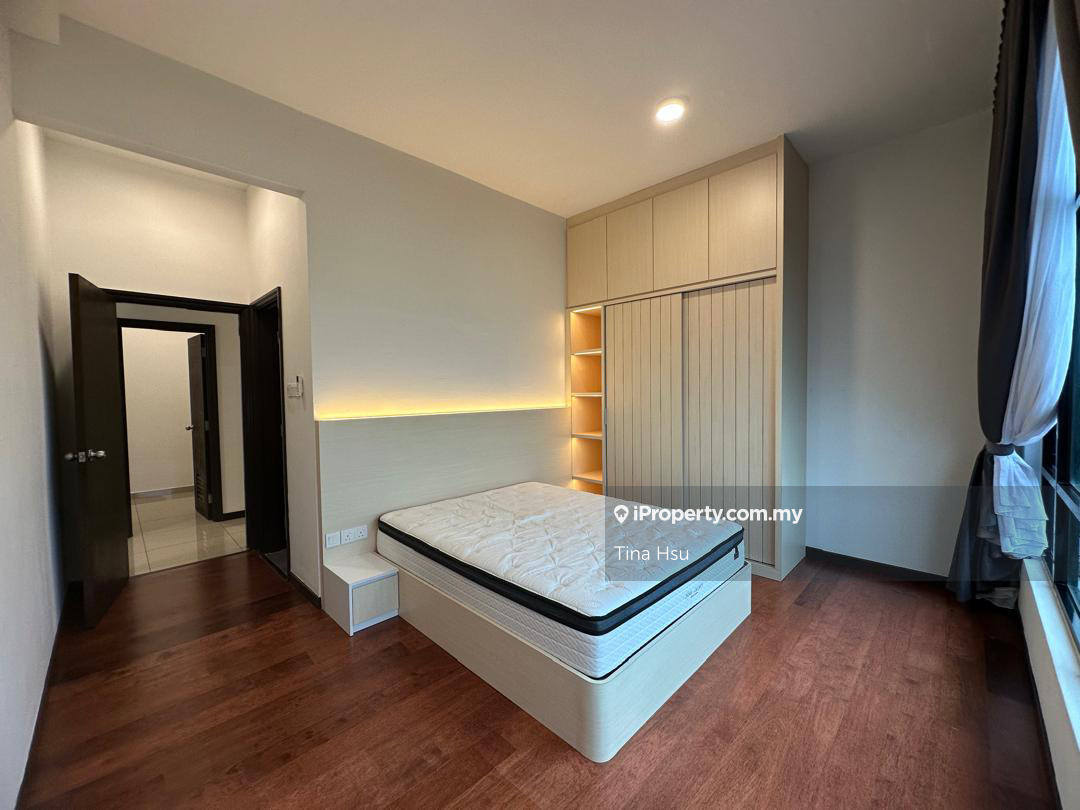 Service Residence for Sale in Molek Regency by Tina Hsu - iProperty.com.my