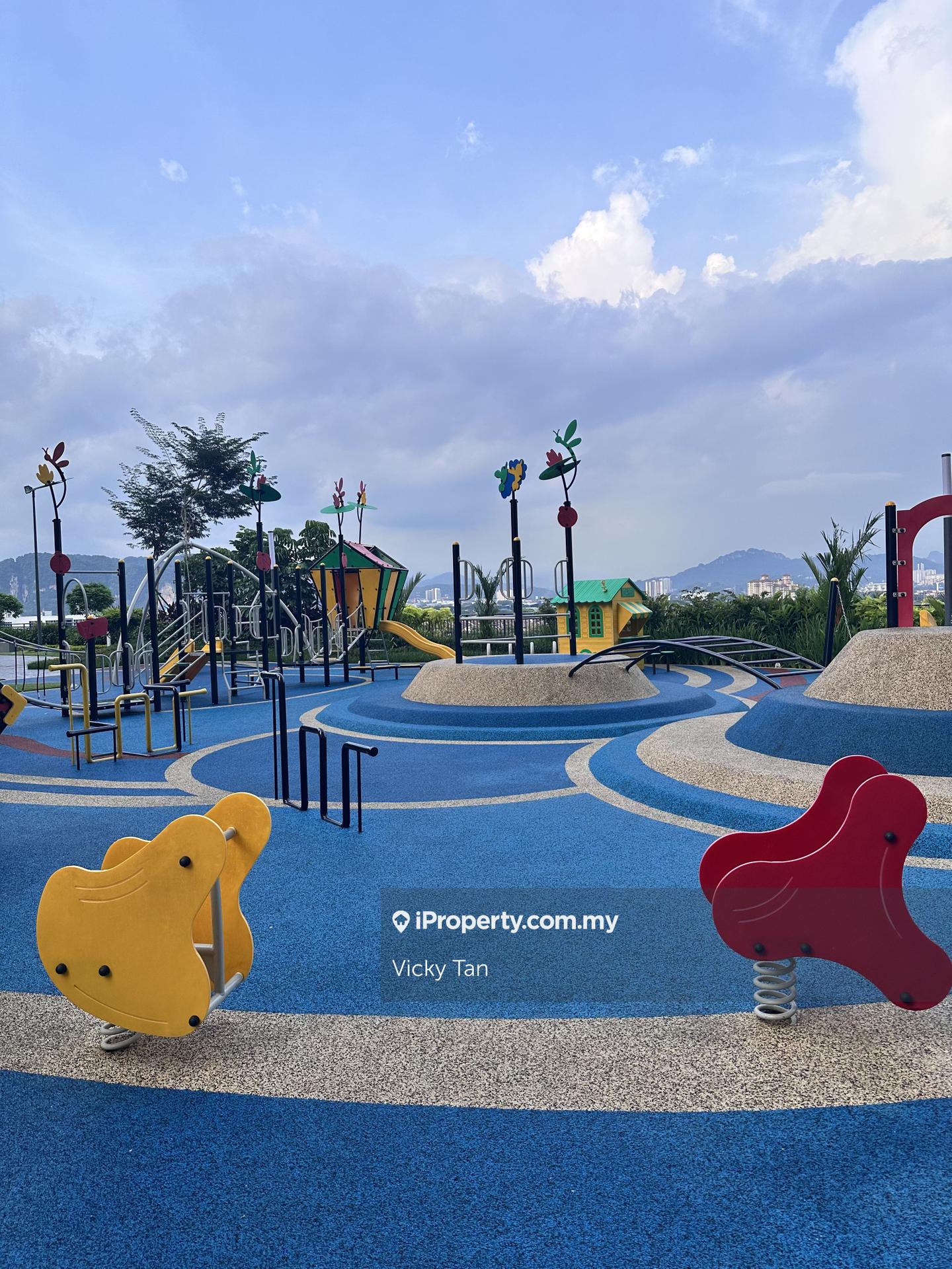 Service Residence for Rent in Aradia Residence @ Lake City KL North by Vicky Tan - iProperty.com.my