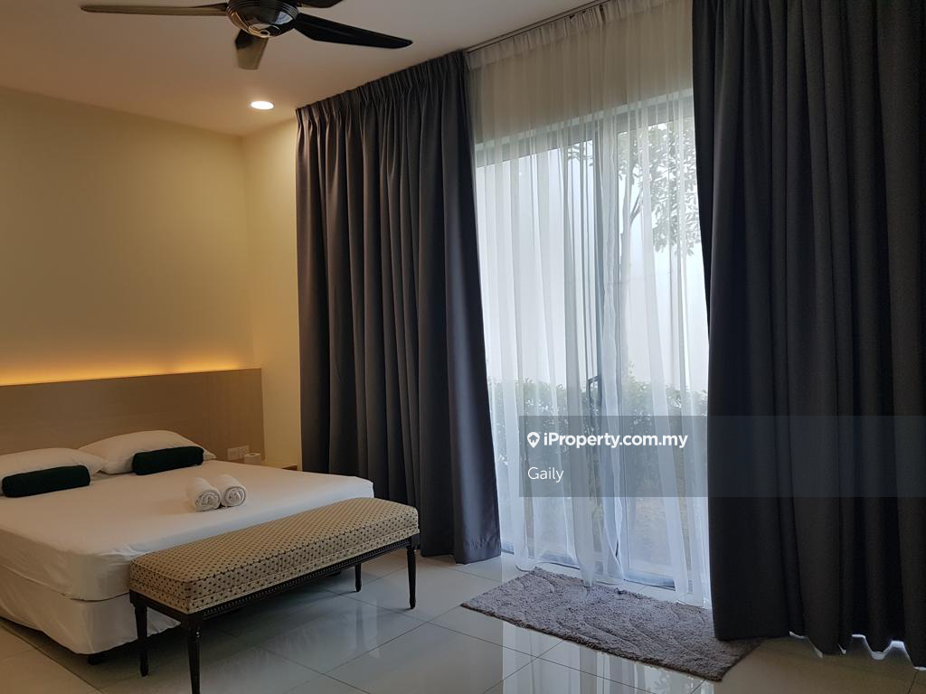Rumah Berangkai 3 Tingkat untuk Dijual di Symphony Hills, Cyberjaya oleh Gaily - iProperty.com.my