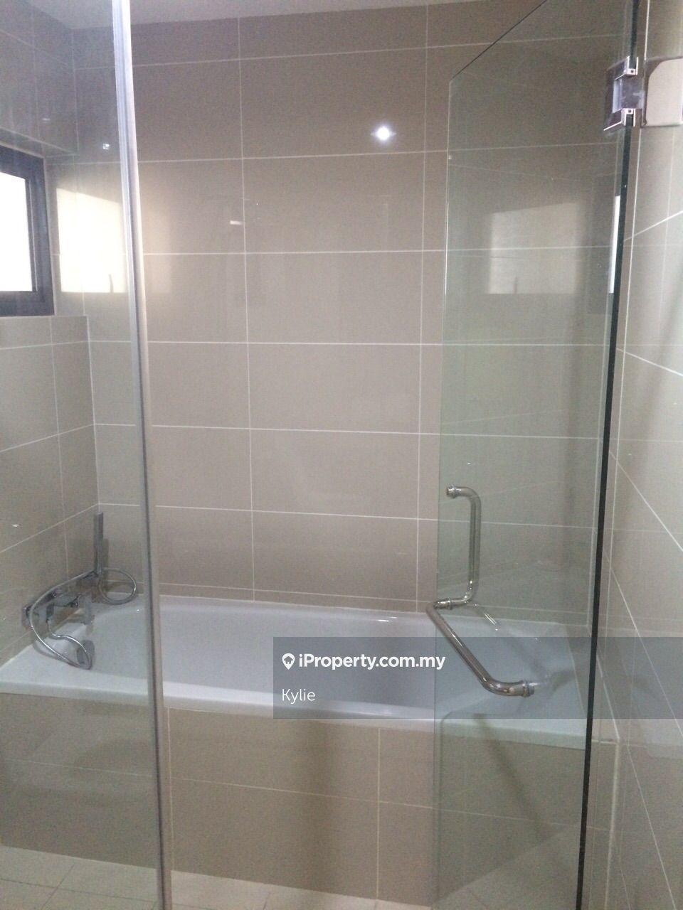 Condominium for Sale in Mirage By The Lake by Kylie - iProperty.com.my