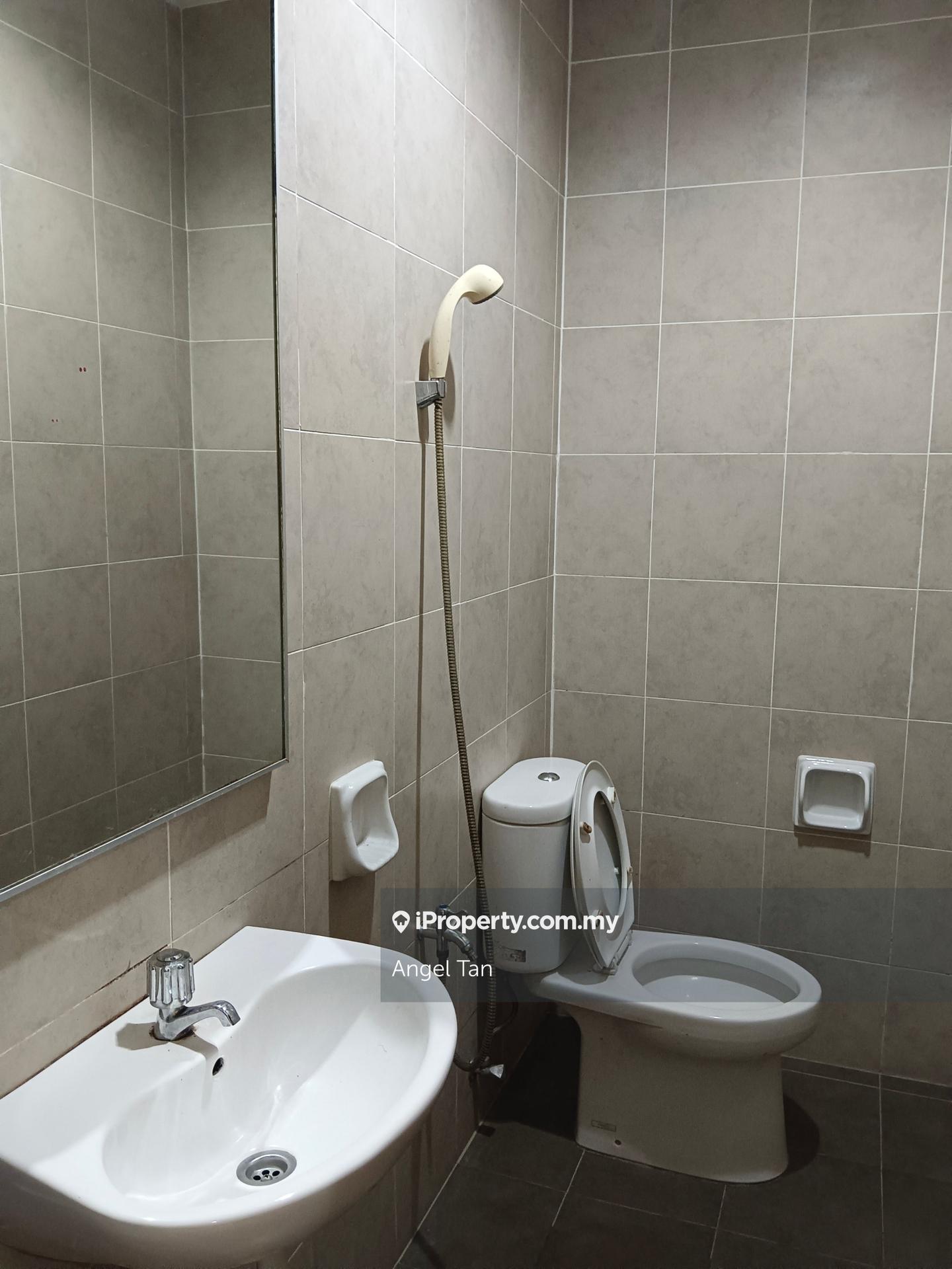 Rumah Berangkai 2 Tingkat untuk Dijual di Bandar Kinrara Seksyen 8, Bandar Kinrara oleh Angel Tan - iProperty.com.my