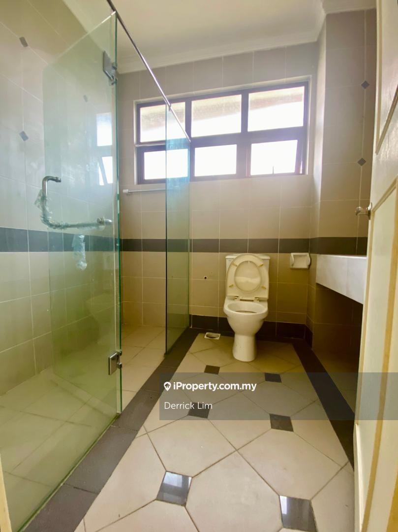 Banglo untuk Dijual di Ara Damansara, Selangor oleh Derrick Lim - iProperty.com.my
