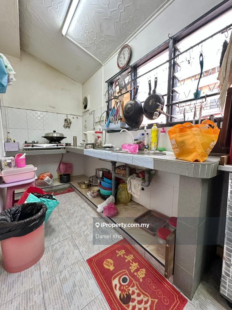 1-storey Terraced House for Sale in Bandar Baru Kuala Selangor, Kuala Selangor by Daniel Kho - iProperty.com.my