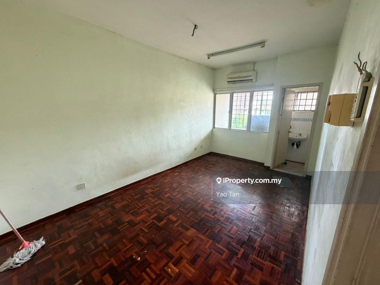 2-storey Terraced House for Sale in Taman Putra Permai, Seri Kembangan by Yao Tan - iProperty.com.my