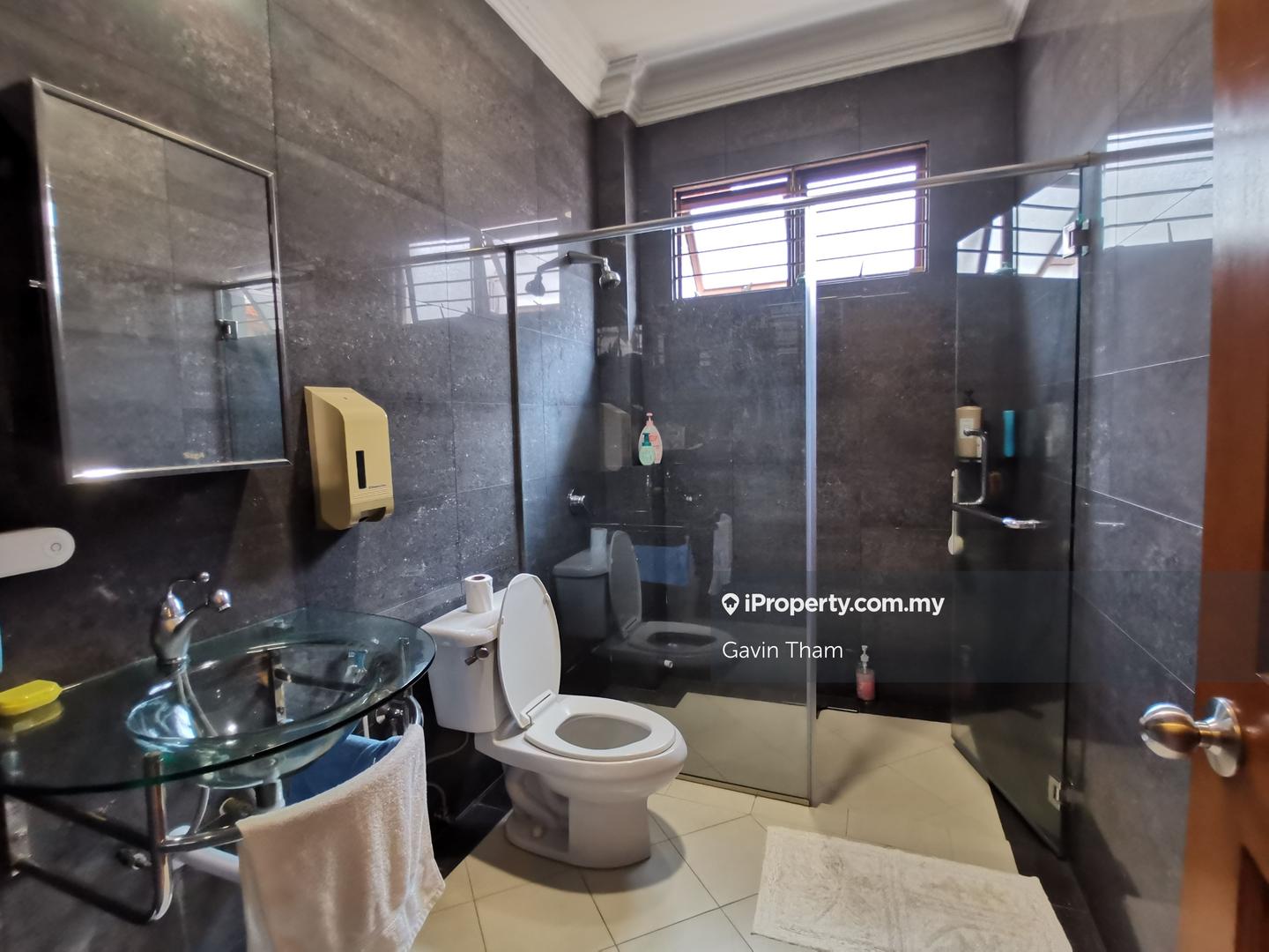 Bungalow House for Sale in Taman Overseas Union (Taman Oug), Jalan Klang Lama (Old Klang Road) by Gavin Tham - iProperty.com.my