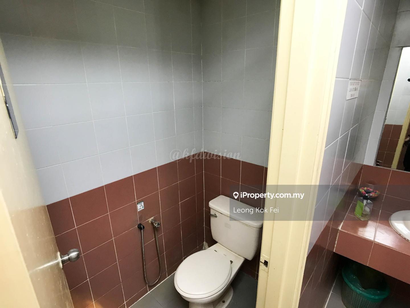 Pejabat untuk Dijual di KLCC, KL City Centre oleh Leong Kok Fei - iProperty.com.my