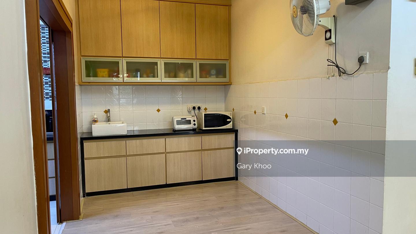 Condominium for Sale in Putra Place Condominium by Gary Khoo - iProperty.com.my