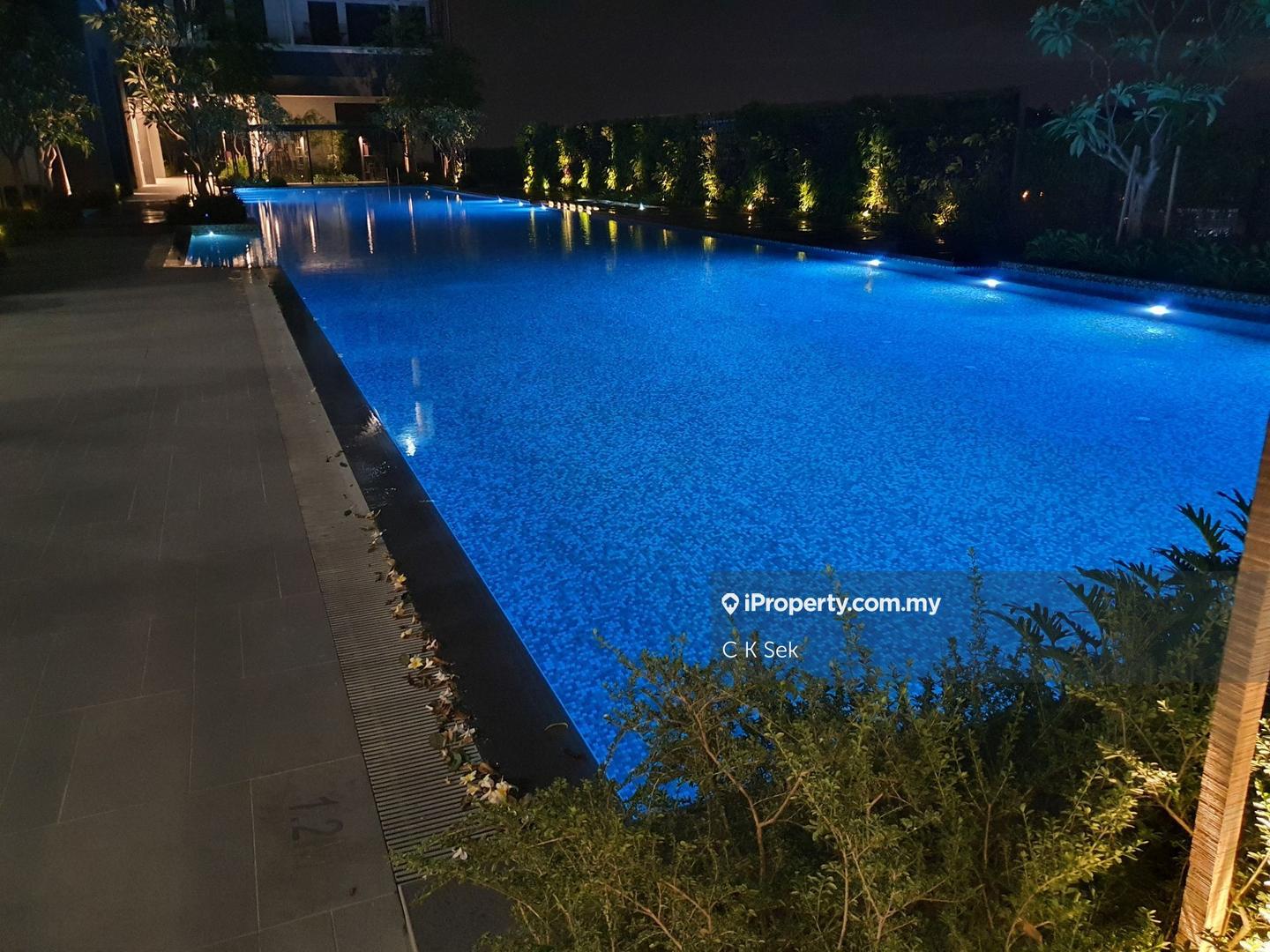 Residensi Servis untuk Disewa di Emporis oleh C K Sek - iProperty.com.my