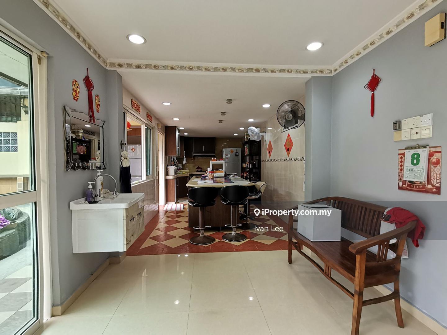 Rumah Berkembar untuk Dijual di SS3, Petaling Jaya oleh Ivan Lee - iProperty.com.my