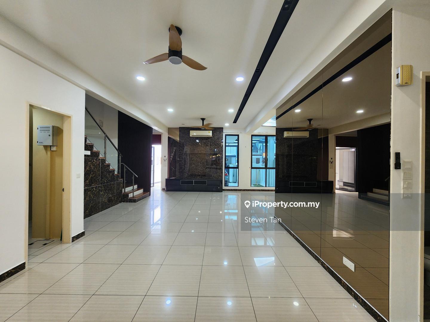 Rumah Berangkai 3 Tingkat untuk Dijual di 16 Sierra, Puchong oleh Steven Tan - iProperty.com.my