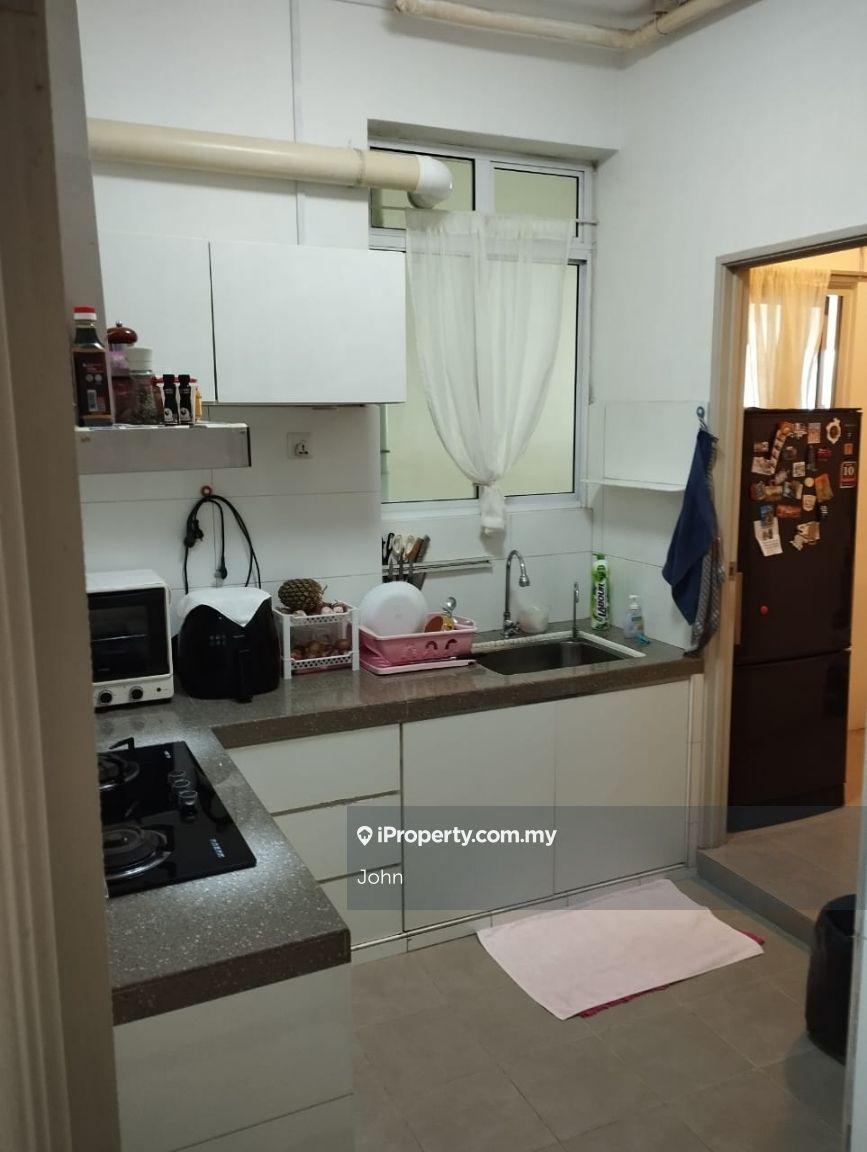 Kondominium untuk Dijual di The Latitude Condominium oleh John - iProperty.com.my