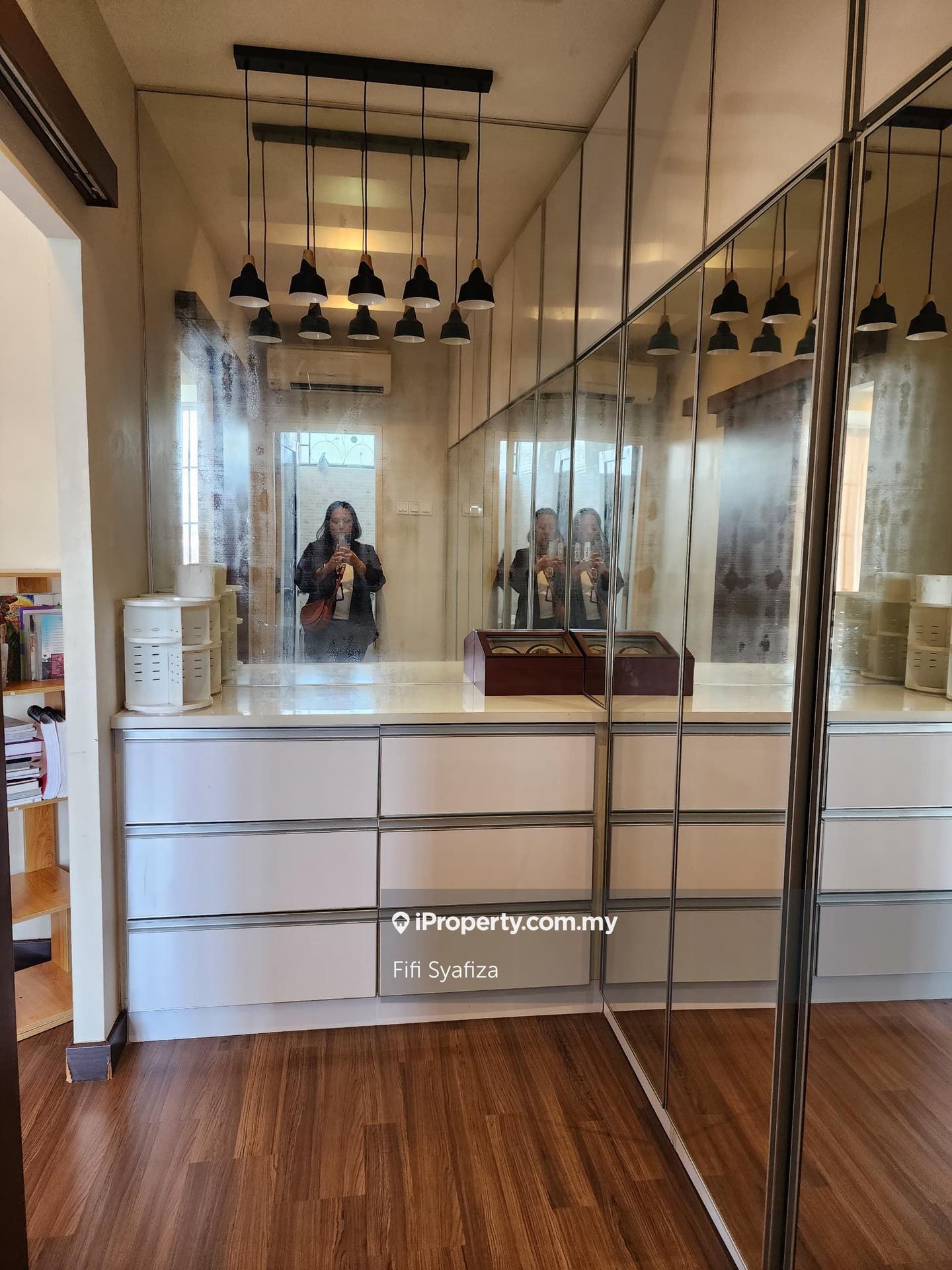 Semi-Detached House for Sale in Kelana Jaya, Petaling Jaya by Fifi Syafiza - iProperty.com.my