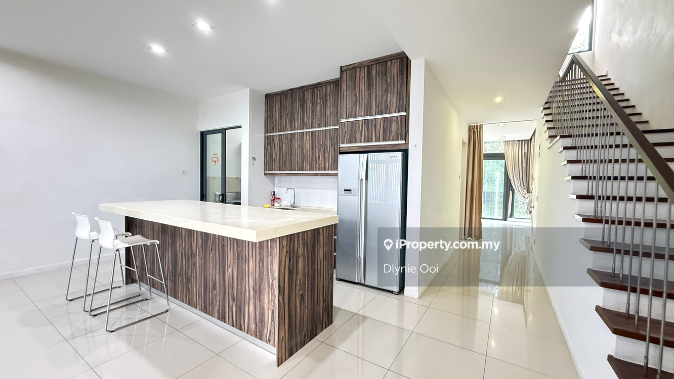 Rumah Berangkai 3 Tingkat untuk Dijual di Taman Tasik Damai, Sungai Besi oleh Dlynie Ooi - iProperty.com.my
