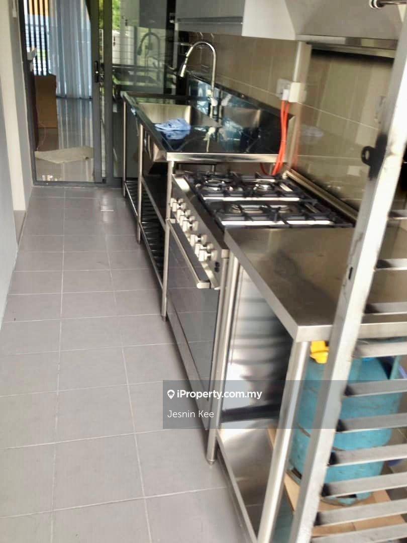 3-storey Terraced House for Sale in Lake Fields, Sungai Besi by Jesnin Kee - iProperty.com.my