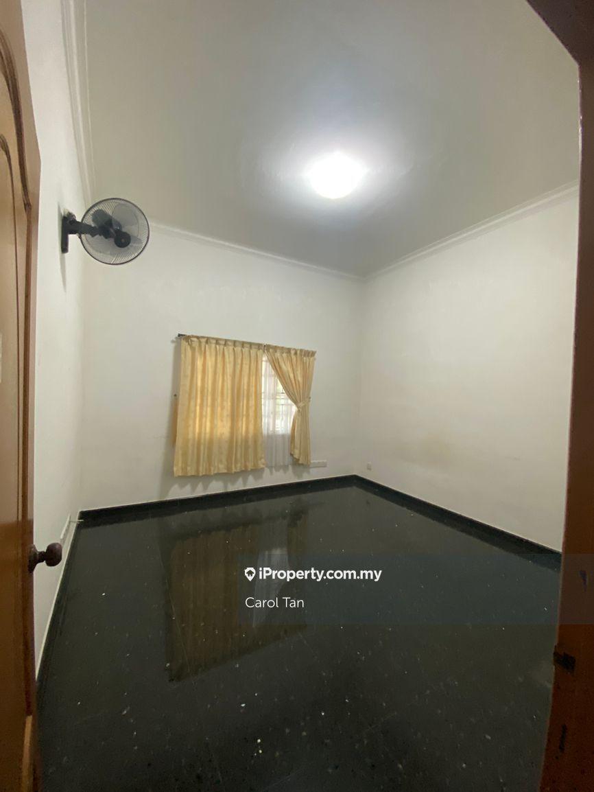 Bungalow House for Sale in Bandar Putra, Kulai by Carol Tan - iProperty.com.my