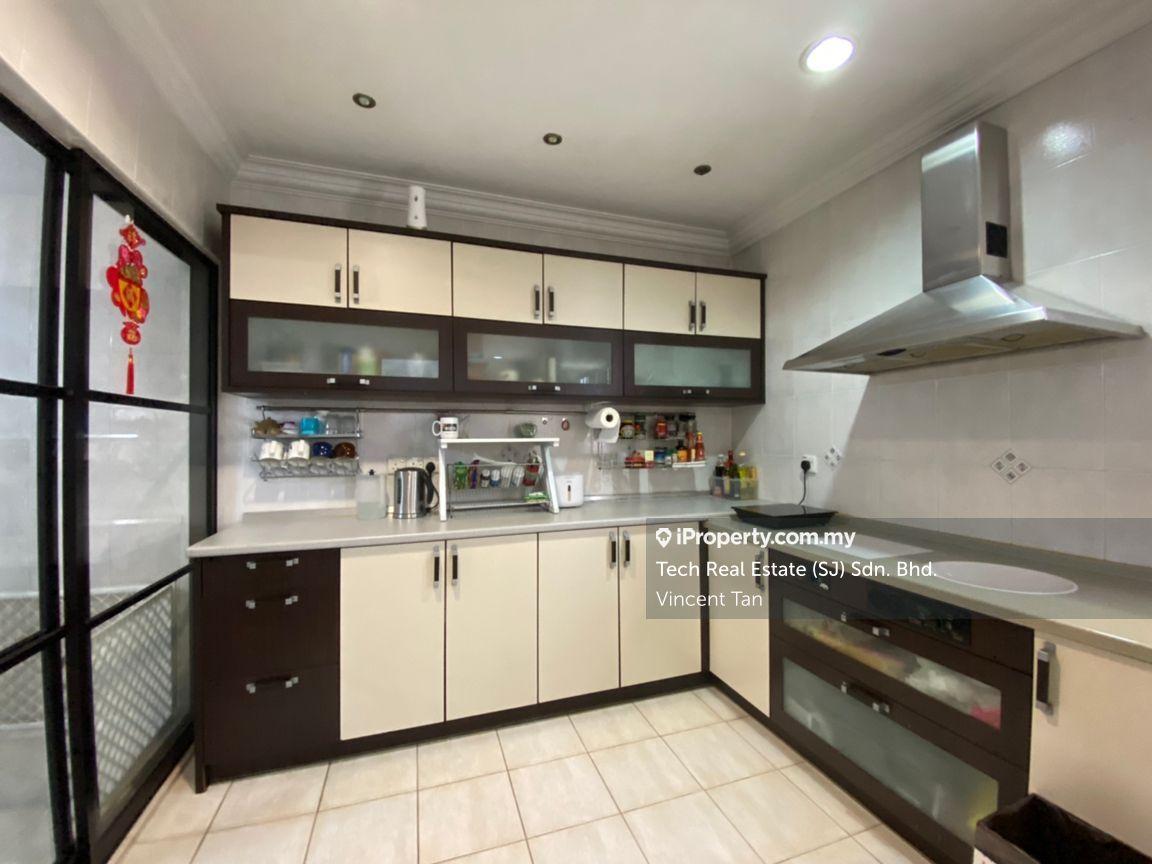 Rumah Berangkai 2 Tingkat untuk Dijual di Bandar Sri Damansara, Selangor oleh Vincent Tan - iProperty.com.my