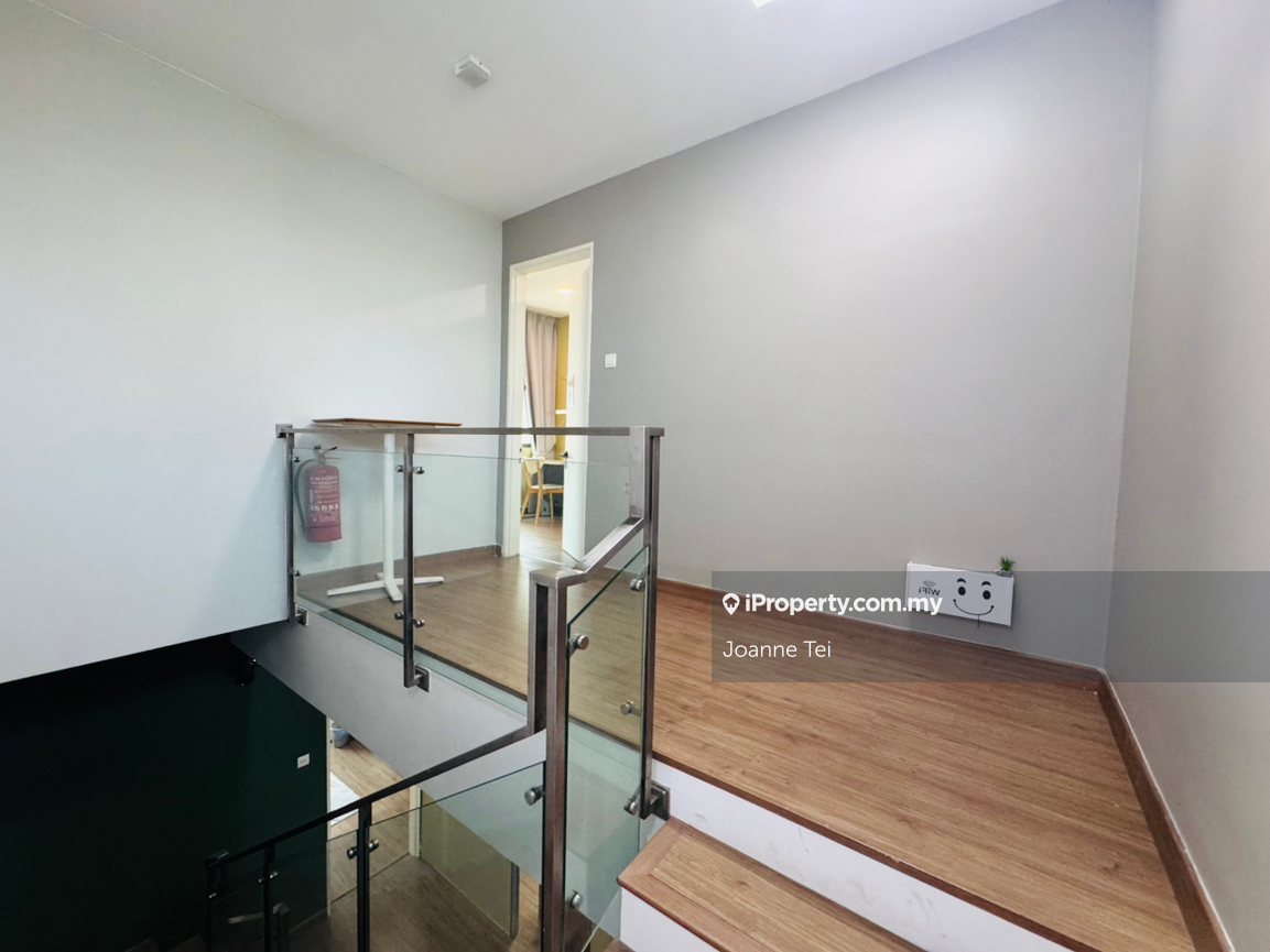 Rumah Berangkai 3 Tingkat untuk Dijual di Lake Point Residence, Cyberjaya oleh Joanne Tei - iProperty.com.my