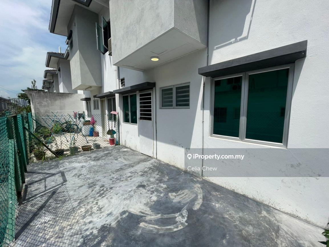 Rumah Berangkai 2 Tingkat untuk Dijual di Taman Pelangi, Semenyih oleh Celia Chew - iProperty.com.my