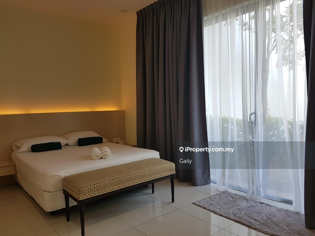 Rumah Berangkai 3 Tingkat untuk Dijual di Symphony Hills, Cyberjaya oleh Gaily - iProperty.com.my