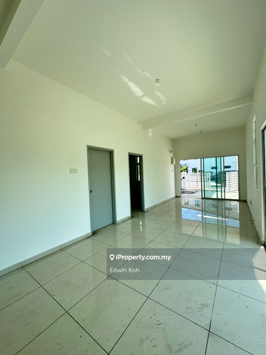 1-storey Terraced House for Rent in Taman Angkasa Nuri, Durian Tunggal by Edwin Koh - iProperty.com.my