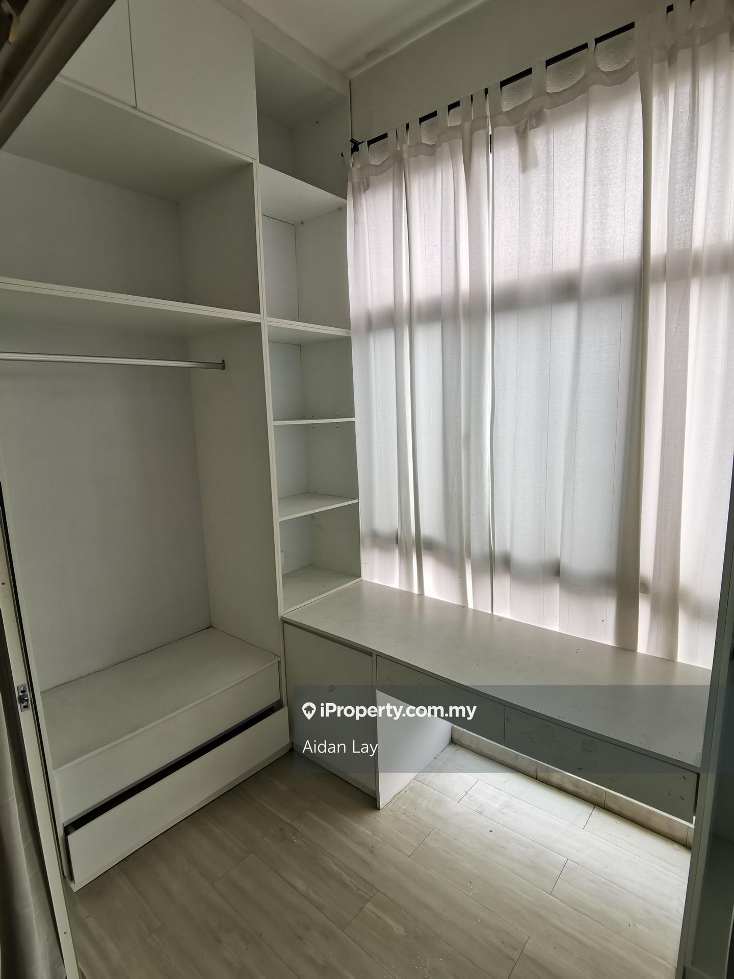 Townhouse for Sale in Kampung Sungai Kayu Ara, Petaling Jaya by Aidan Lay - iProperty.com.my