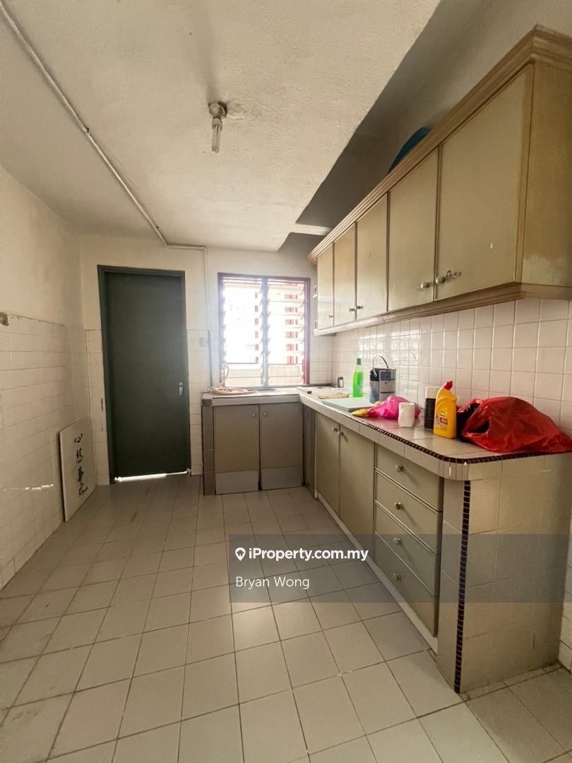 Pangsapuri untuk Dijual di Cheras Perdana Apartment Block A, B, C oleh Bryan Wong - iProperty.com.my