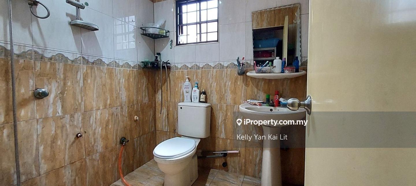 Rumah Berangkai 2 Tingkat untuk Dijual di Bandar Bukit Tinggi 2, Klang oleh Kelly Yan Kai Lit - iProperty.com.my