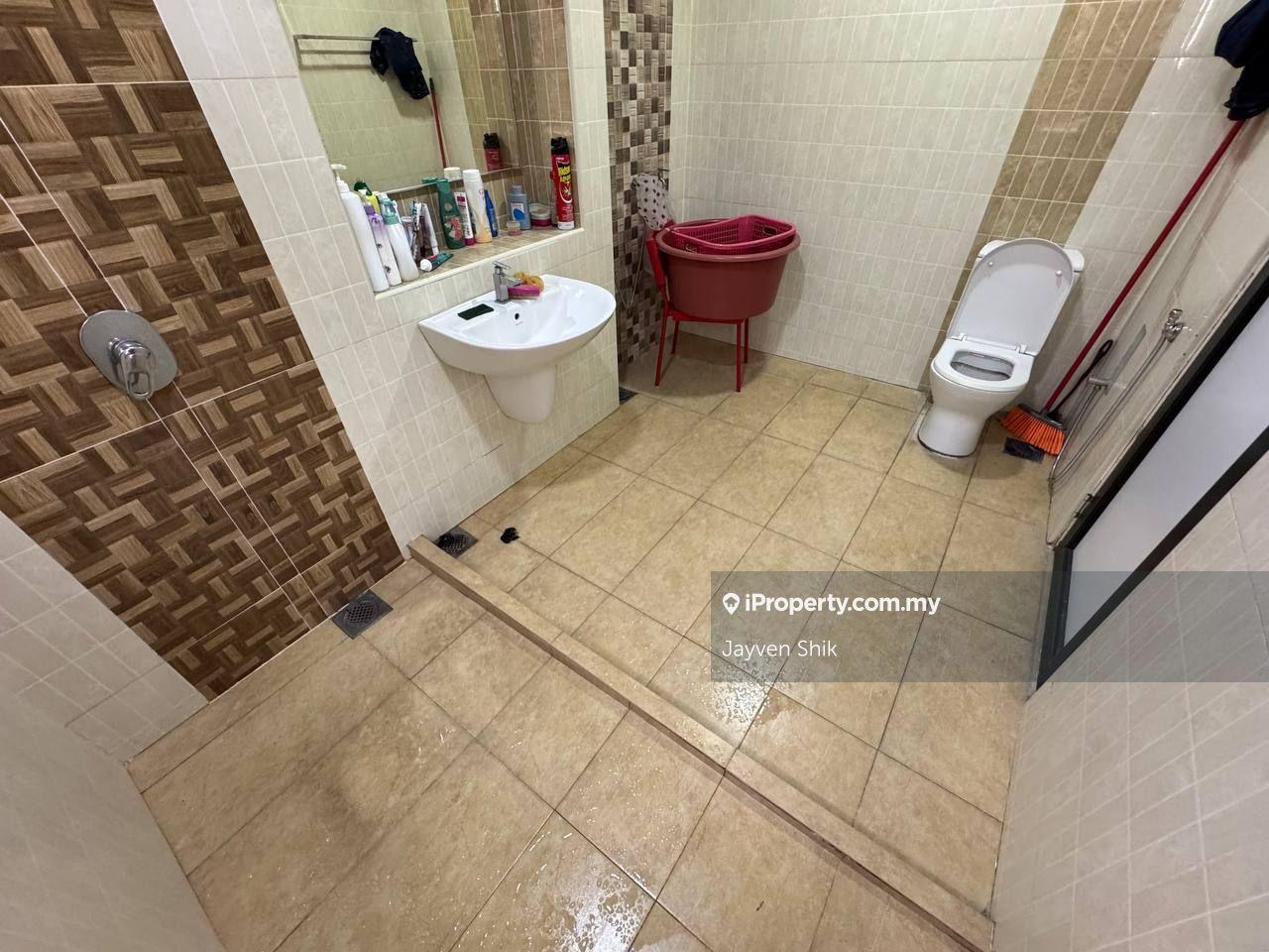 Semi-Detached House for Sale in Bandar Putra Permai, Seri Kembangan by Jayven Shik - iProperty.com.my