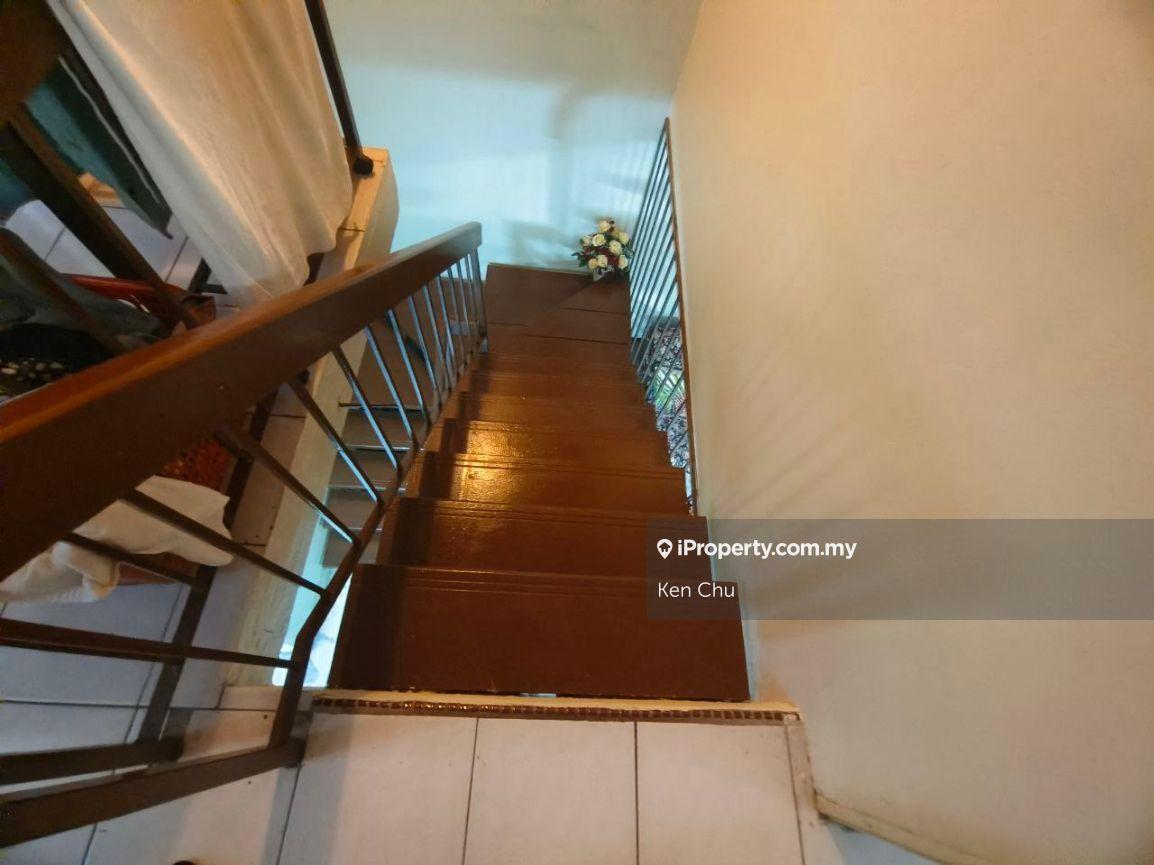Rumah Berangkai 2 Tingkat untuk Dijual di Taman Puchong Perdana, Puchong oleh Ken Chu - iProperty.com.my