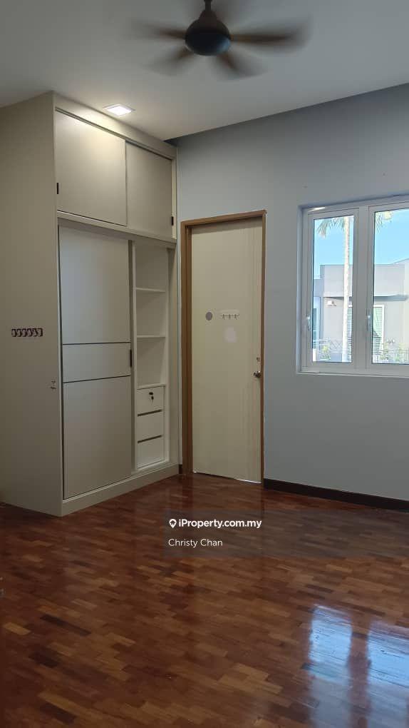 Rumah Berangkai 2 Tingkat untuk Dijual di Taman Lestari Putra, Seri Kembangan oleh Christy Chan - iProperty.com.my