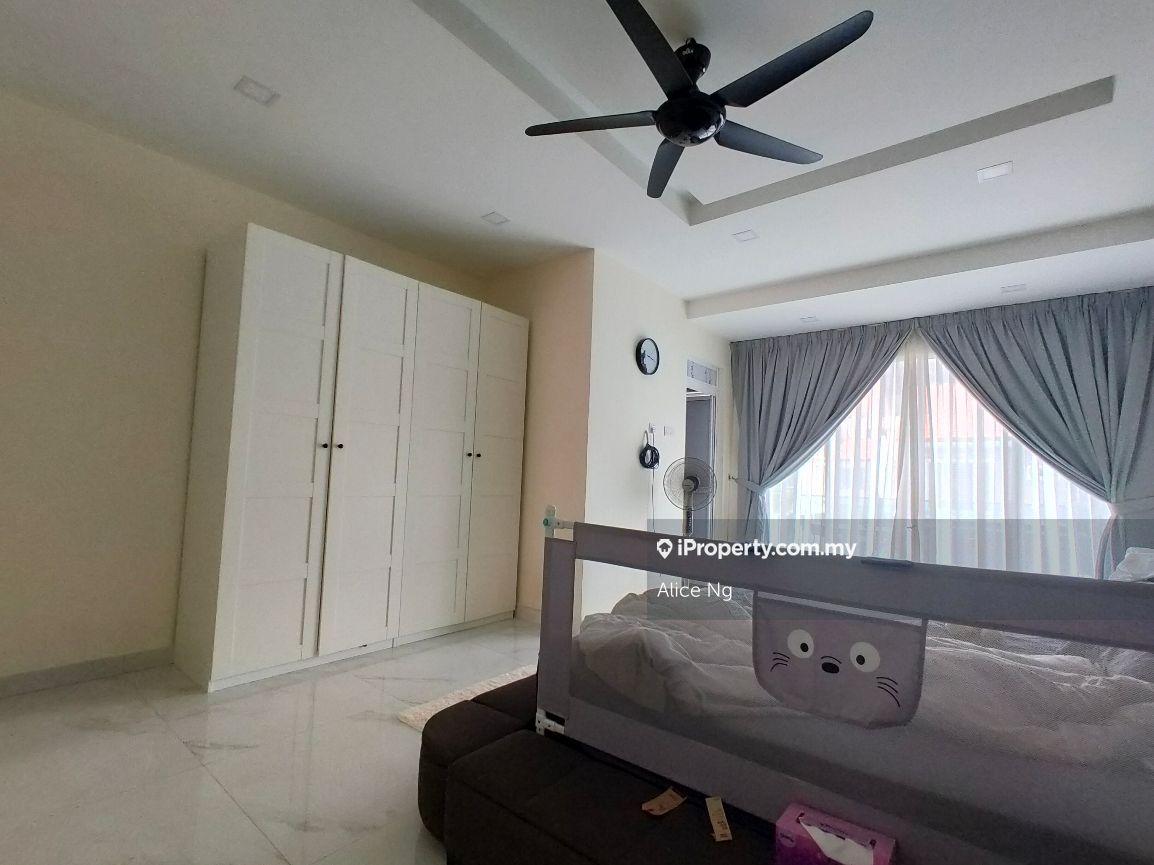 2-storey Terraced House for Sale in Ampang Saujana phase 3 End lot with extra Land, Ampang by Alice Ng - iProperty.com.my