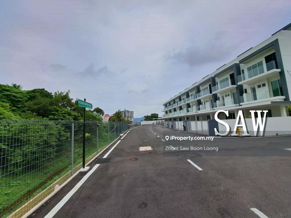Rumah Berangkai 3 Tingkat untuk Dijual di Tierra Residence, Bayan Lepas, Bayan Lepas oleh Zhonl Saw Boon Loong - iProperty.com.my
