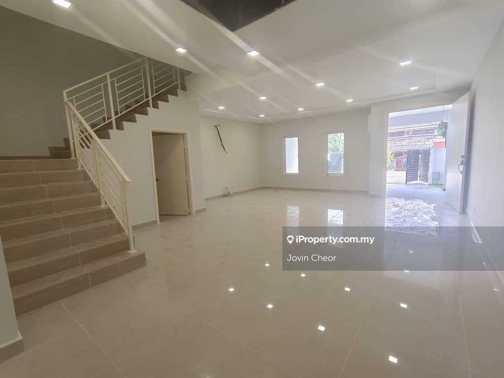 Rumah Berangkai 2 Tingkat untuk Dijual di Sri Petaling, Kuala Lumpur oleh Jovin Cheor - iProperty.com.my