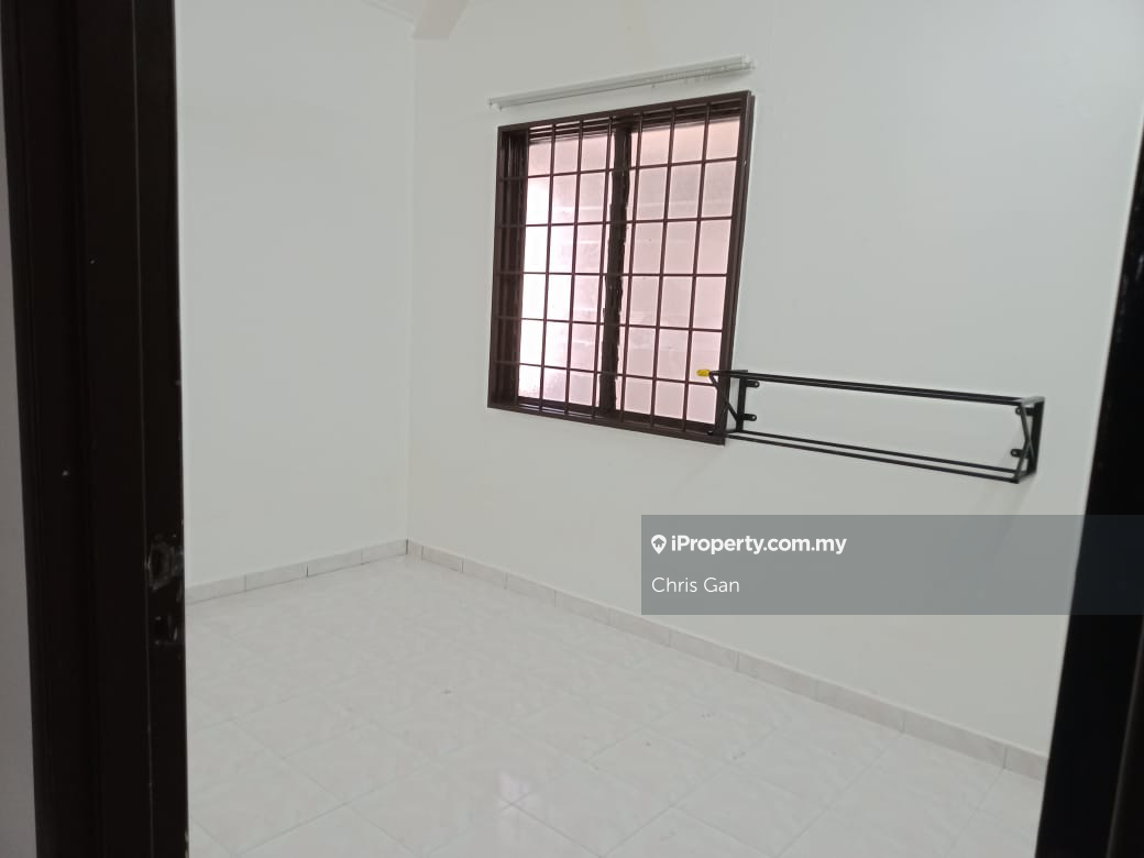 Semi-Detached House for Rent in Taman Seri Inderapura, Kuantan by Chris Gan - iProperty.com.my