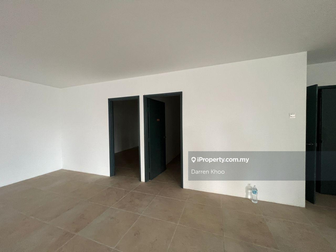 Gudang untuk Dijual di Balakong Warehouse with 4 sty office, Balakong oleh Darren Khoo - iProperty.com.my