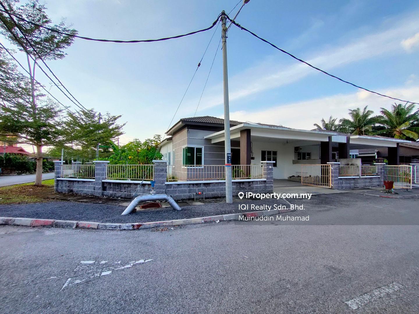 Semi-Detached House for Sale in Taman Sri Bahagia, Teluk Intan by Muinuddin Muhamad - iProperty.com.my