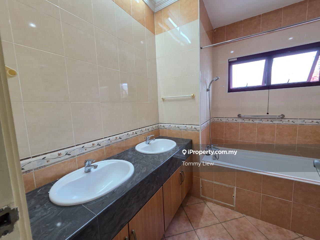 Semi-Detached House for Sale in Aman Suria, Petaling Jaya by Tommy Liew - iProperty.com.my