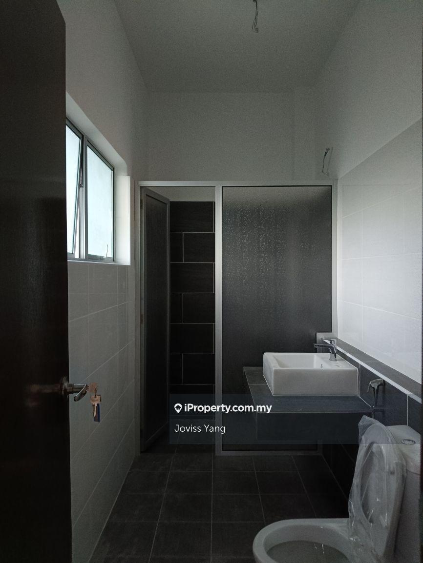 Semi-Detached House for Sale in Taman Ramal Suria, Bangi by Joviss Yang - iProperty.com.my