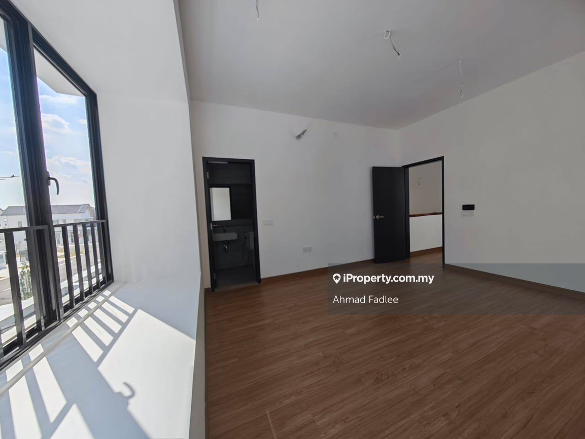 Rumah Berangkai 2 Tingkat untuk Dijual di Bandar Serenia, Dengkil oleh Ahmad Fadlee - iProperty.com.my