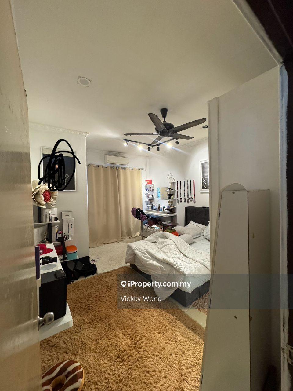 Semi-Detached House for Sale in Taman Bukit Semenyih, Semenyih by Vickky Wong - iProperty.com.my