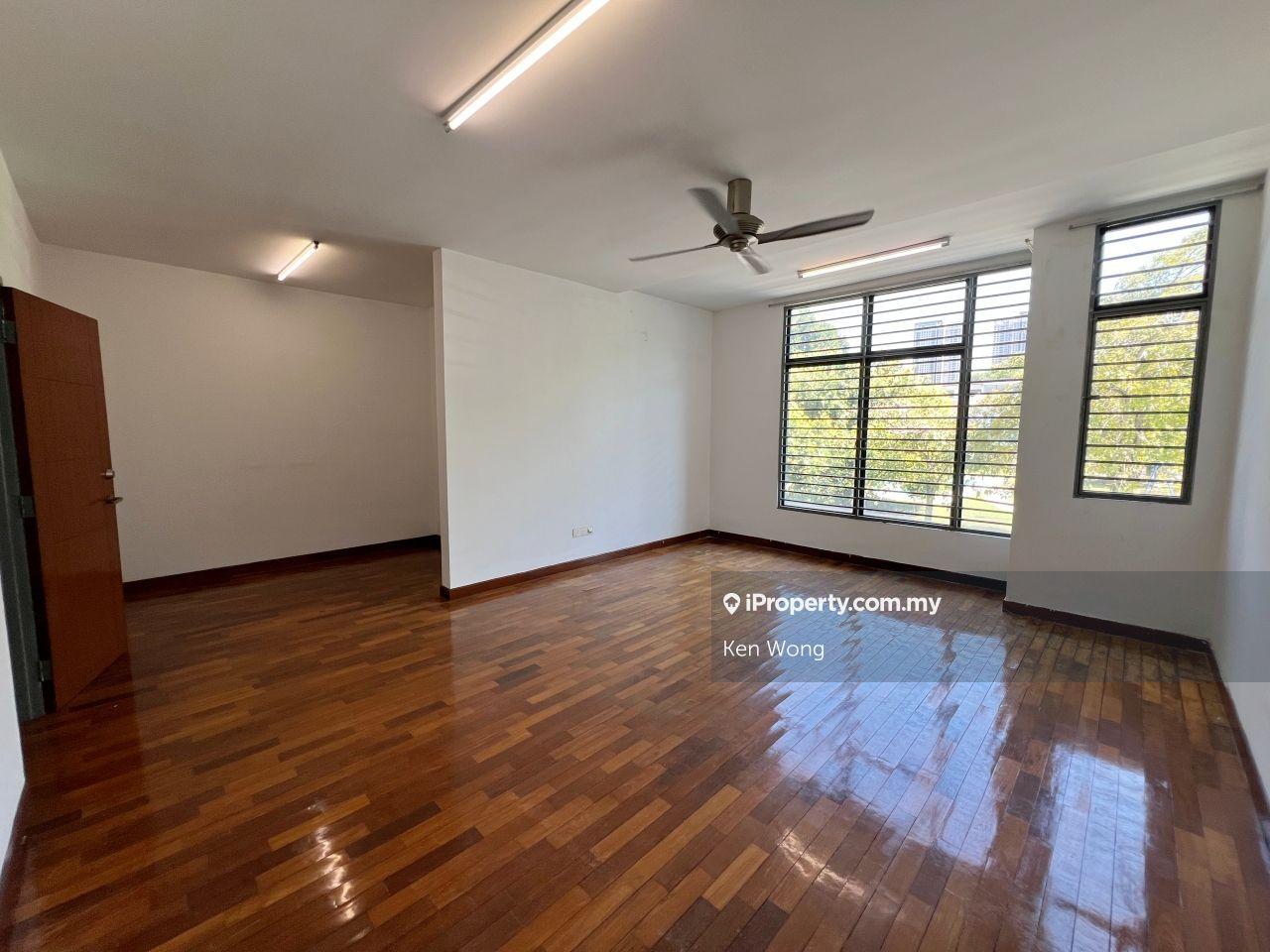 Rumah Berangkai 2.5 Tingkat untuk Dijual di Bandar Puteri Puchong, Puchong oleh Ken Wong - iProperty.com.my