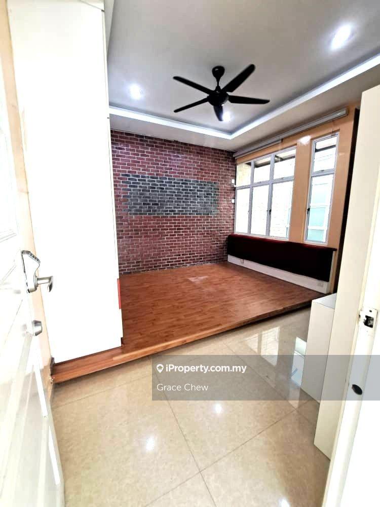 Semi-Detached House for Sale in Taman Sutera Utama, Skudai by Grace Chew - iProperty.com.my
