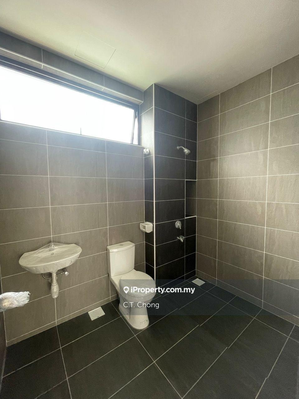 Rumah Berangkai 2 Tingkat untuk Dijual di Taman Austin Duta, Tebrau oleh C.T. Chong - iProperty.com.my